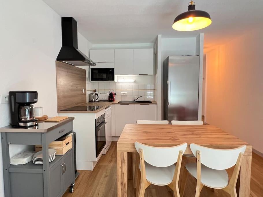 T3 Centre Ville Avec Parking, Balcon Et Wifi. 5P. Cauterets Exterior photo