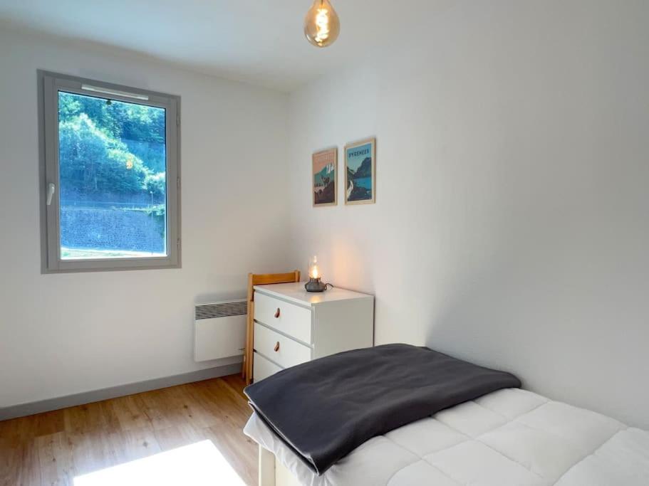 T3 Centre Ville Avec Parking, Balcon Et Wifi. 5P. Cauterets Exterior photo
